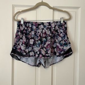 Lululemon Hotty-Hot low rise shorts